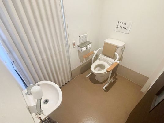 手すり付トイレ環境