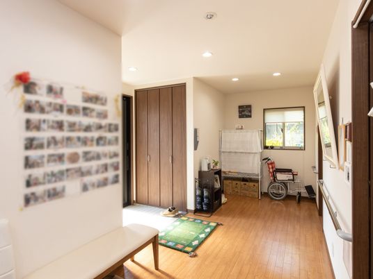 温かみのある廊下