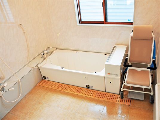 バリアフリー浴室設備