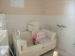 利用者の安全を考えた浴室