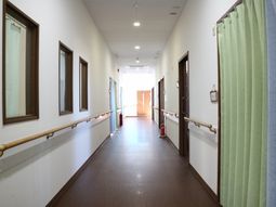 清潔感ある廊下