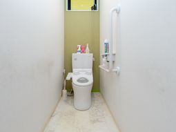 トイレの安全手すり