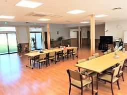 明るいダイニングルーム