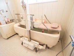 清潔な浴室設備