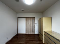 居室の収納付き空間  
