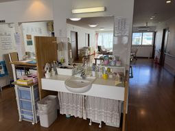 明るい室内空間