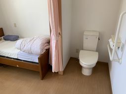 清潔な居室の一角