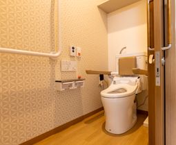 バリアフリートイレ