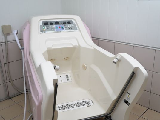 便利な設備の浴室