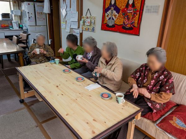 和やかな食事の様子