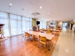 明るい食堂  