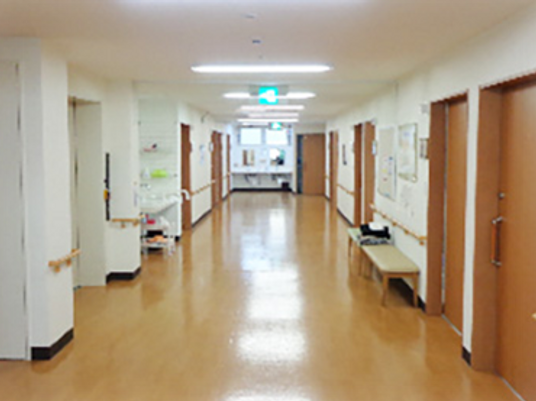 安全で広い廊下