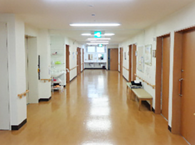 安全で広い廊下