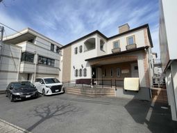 車椅子も利用可能な入口
