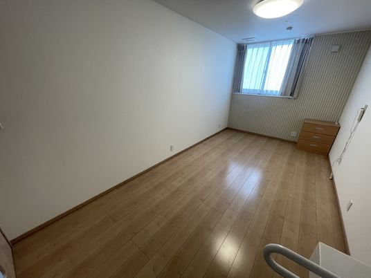 明るい部屋の室内