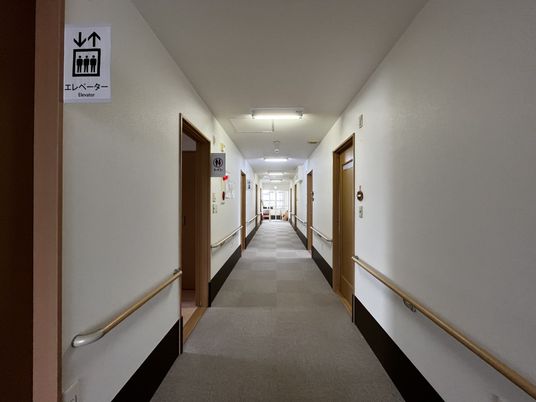 長い廊下