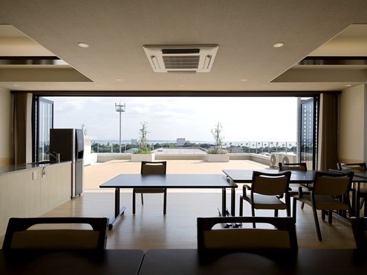 居心地の良い食堂空間