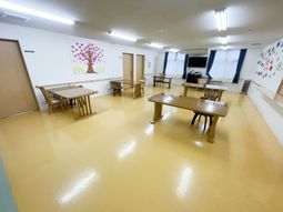 広々とした明るい空間