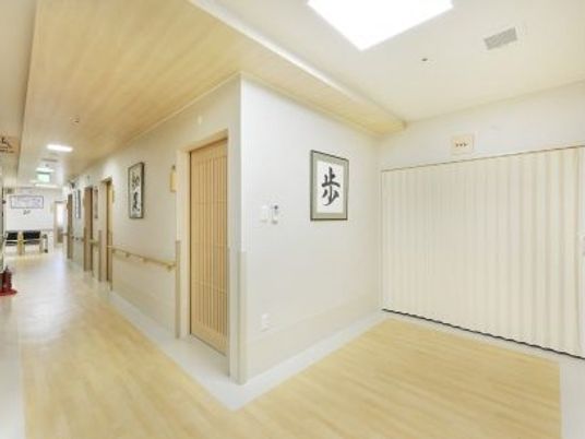 明るい廊下