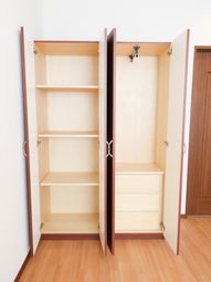 収納豊富なクローゼット