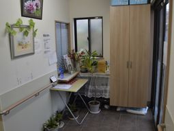 植物のあるエントランス