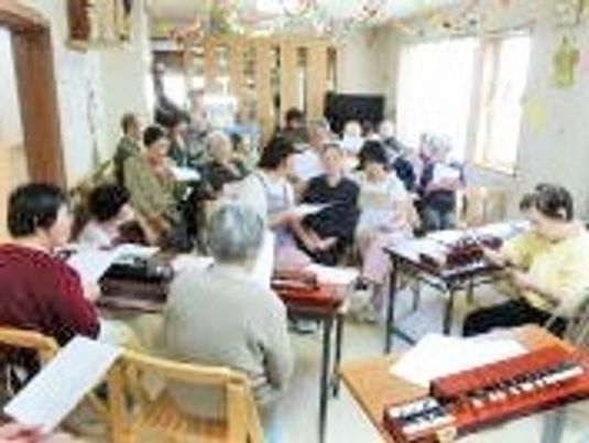 活動中の多目的室