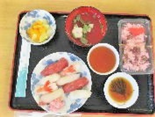 彩り豊かな和食の膳