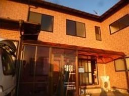 温かみのある建物外観