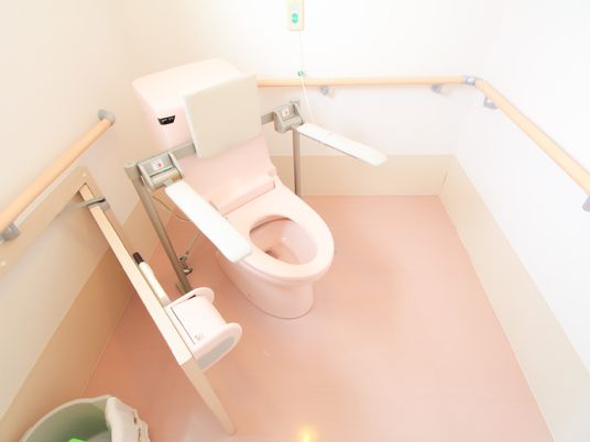 バリアフリートイレ