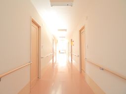 きれいな廊下の風景