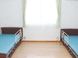 明るい居室風景