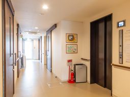 ゆとりある廊下