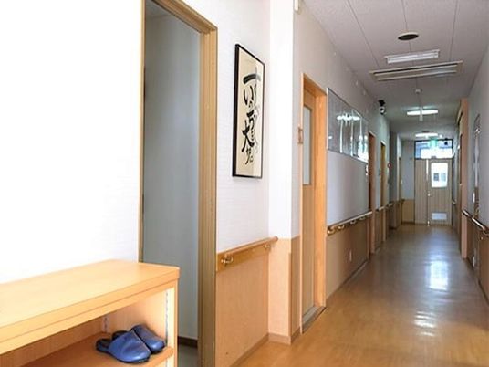 清潔感のある廊下