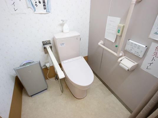バリアフリーの快適トイレ