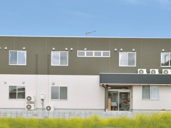 現代的な建物の外観