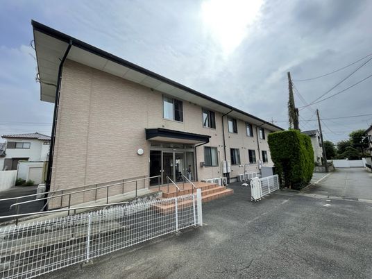 ゆったりアプローチの外観