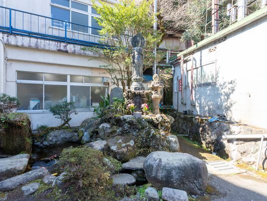 静かな庭園