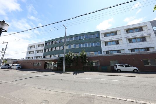 建物正面外観