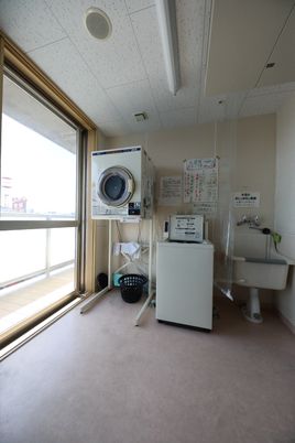 清潔な洗濯室