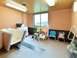 バリアフリーな浴室