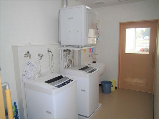 洗濯設備を備えた空間