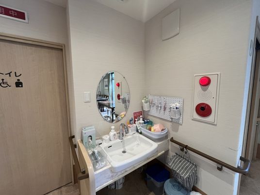 清潔な洗面台