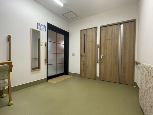 清潔な和室の廊下