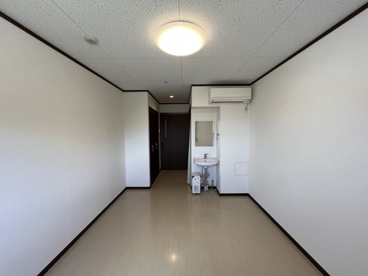 シンプルな居室
