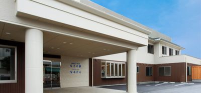 入口が広い建物