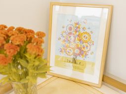 色鮮やかな花の絵画の台