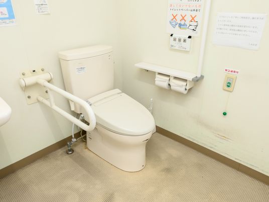 バリアフリートイレ