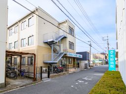 街中にある建物エクステリア
