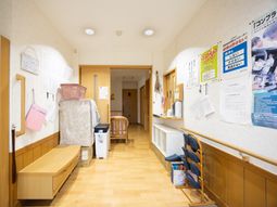 広々とした廊下