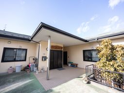 開放感あるエントランス